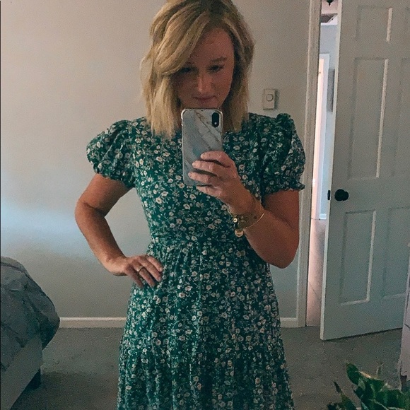 Meet your Posher, Jessica - Picture 5 of 9